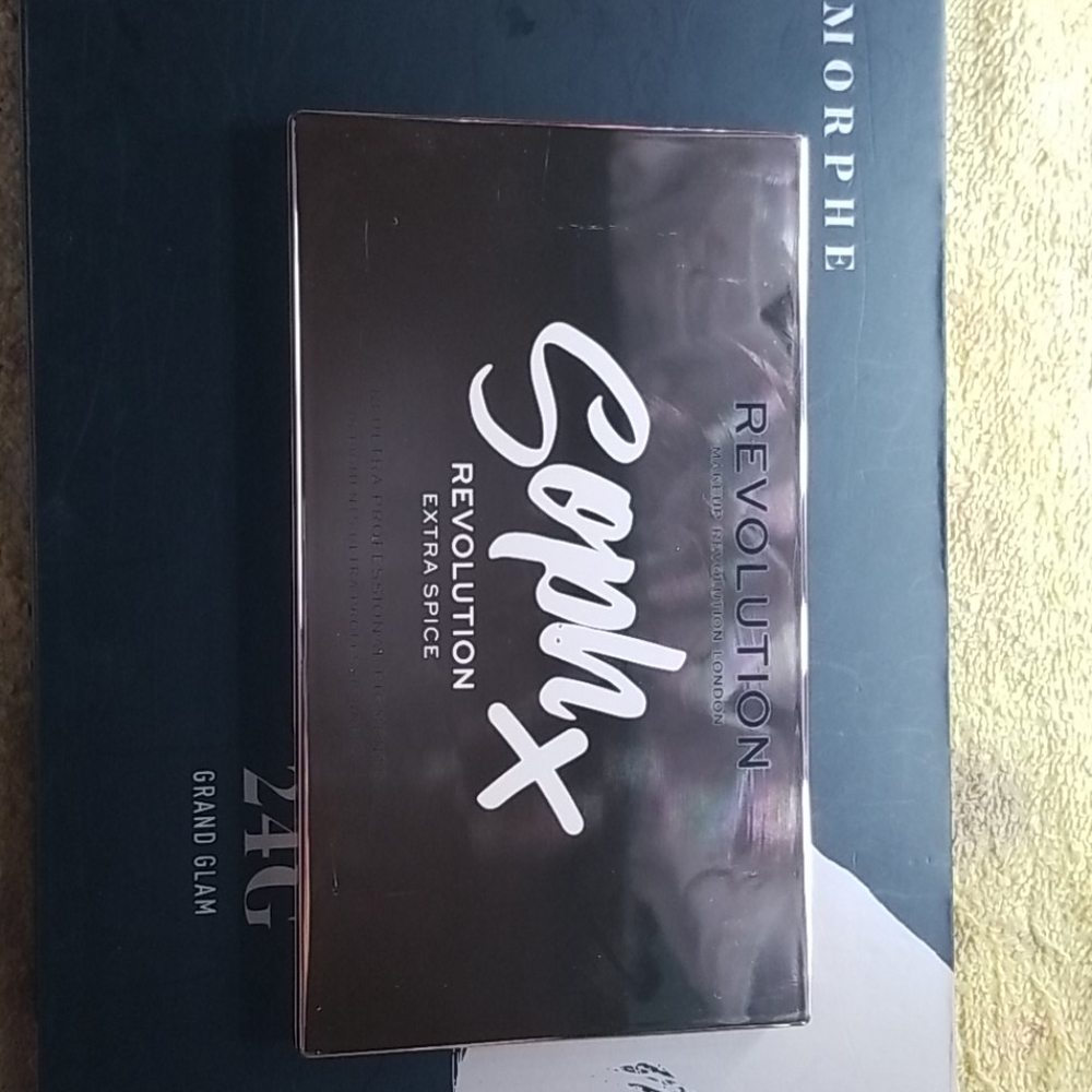 Makeup Revolution SophxRevolution Extra Spice